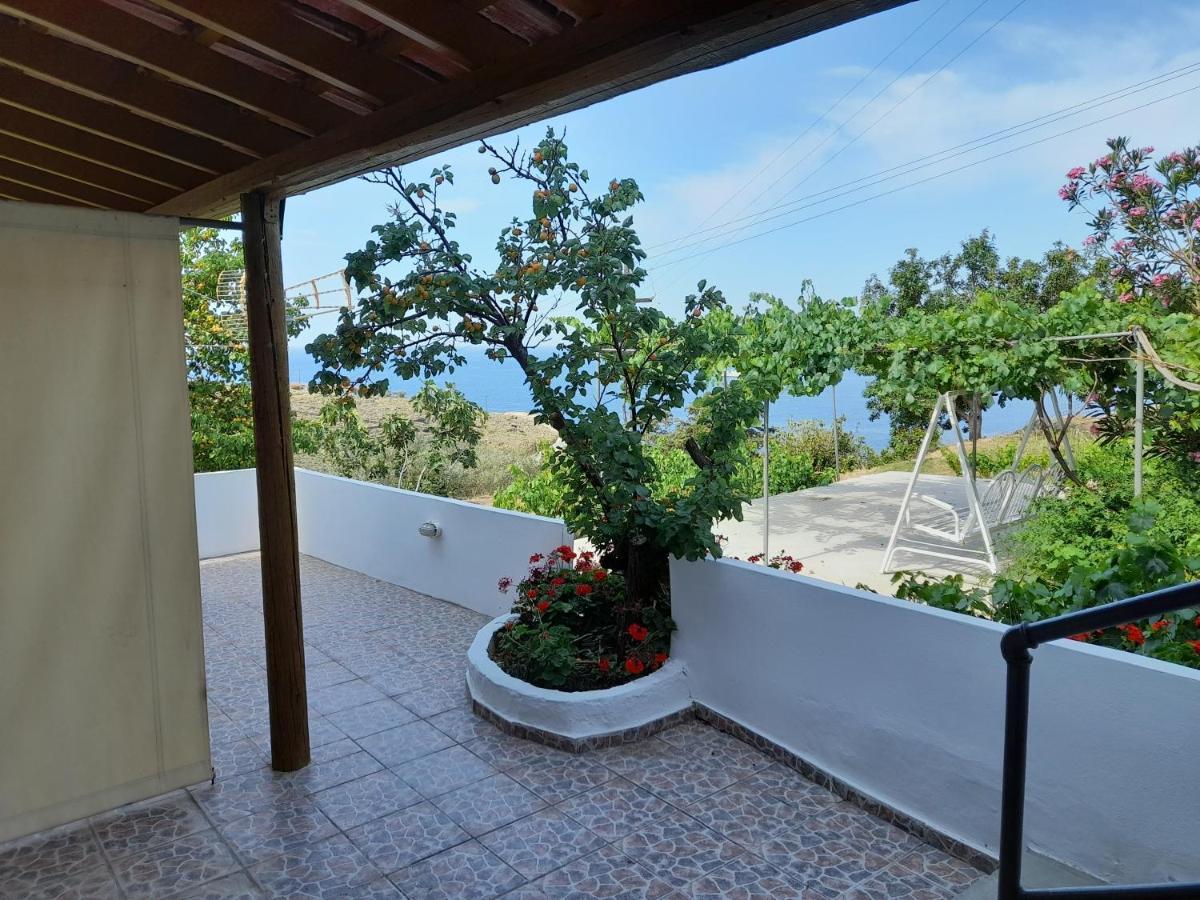 Silver View Batsíon Exterior photo